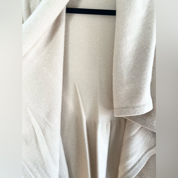 Lilly Pulitzer Cashmere Cardigan Tan Size Small - Picture 12 of 15